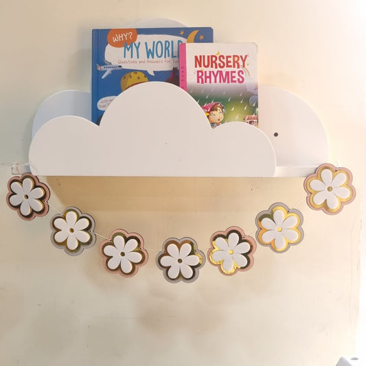 FLOWER WOODEN BUNTING