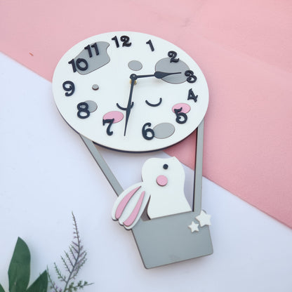 Hot air baloon clock with bunny