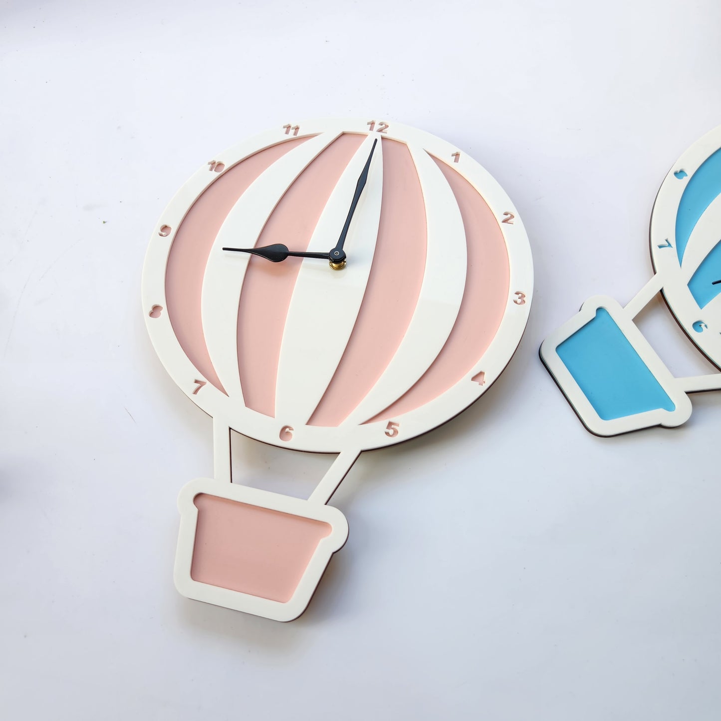 HOT AIR BALLOON CLOCK- PINK